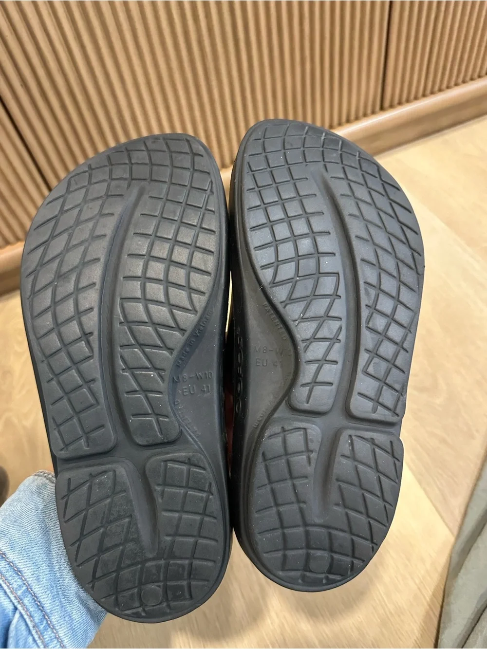 OOFOS OOahh recovery slides Black Slide Sandals - Minimal Slip-On Design